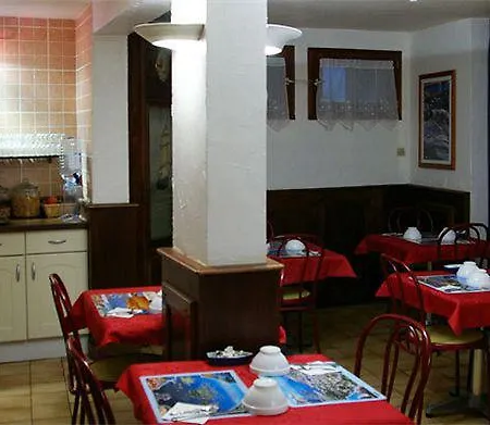 Le Goëlo - Port De Hotel Paimpol